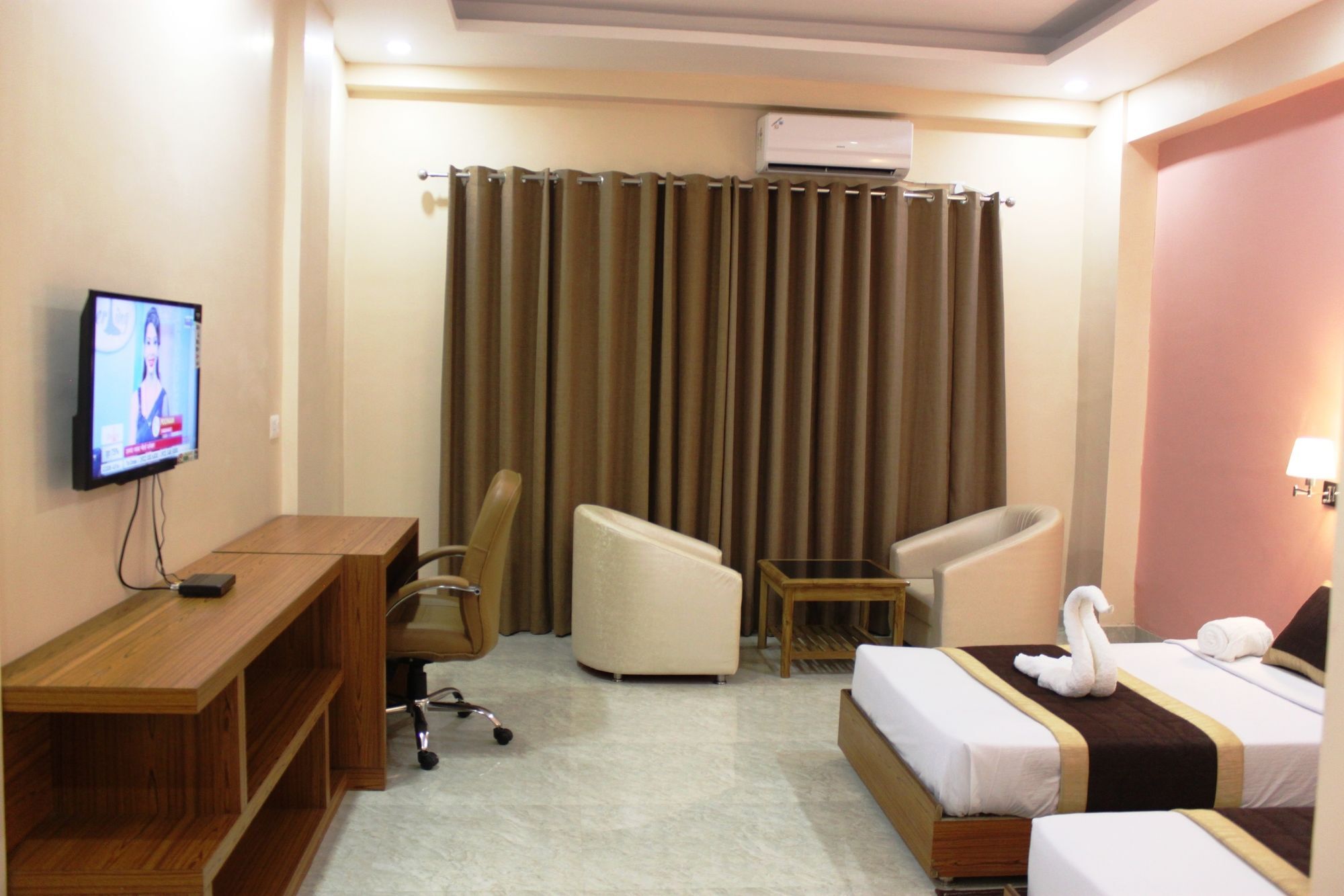 Hotel Siddhartha International Gaya Esterno foto
