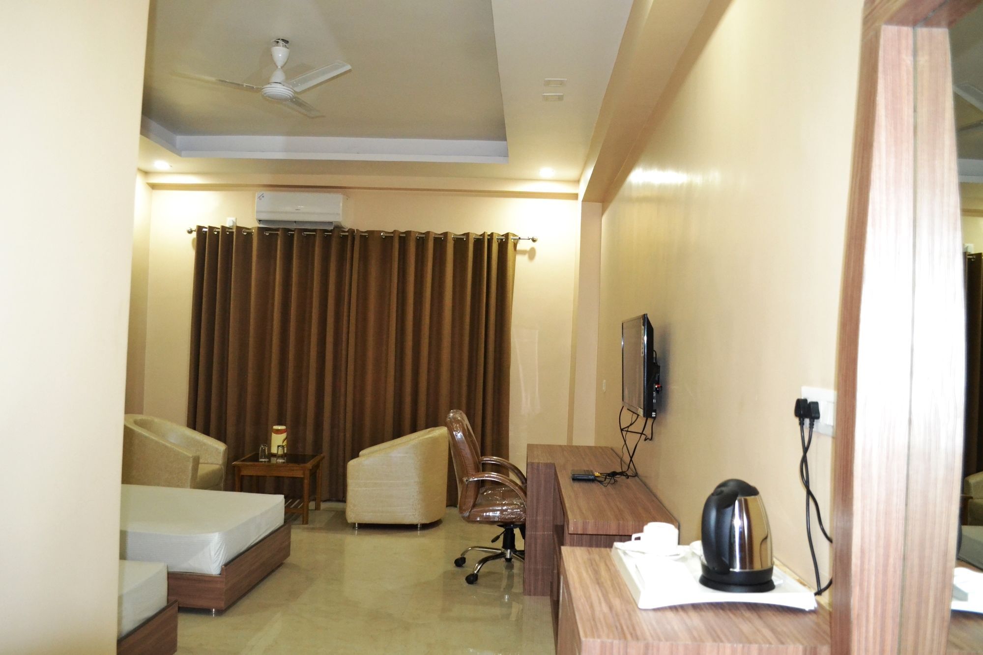 Hotel Siddhartha International Gaya Esterno foto