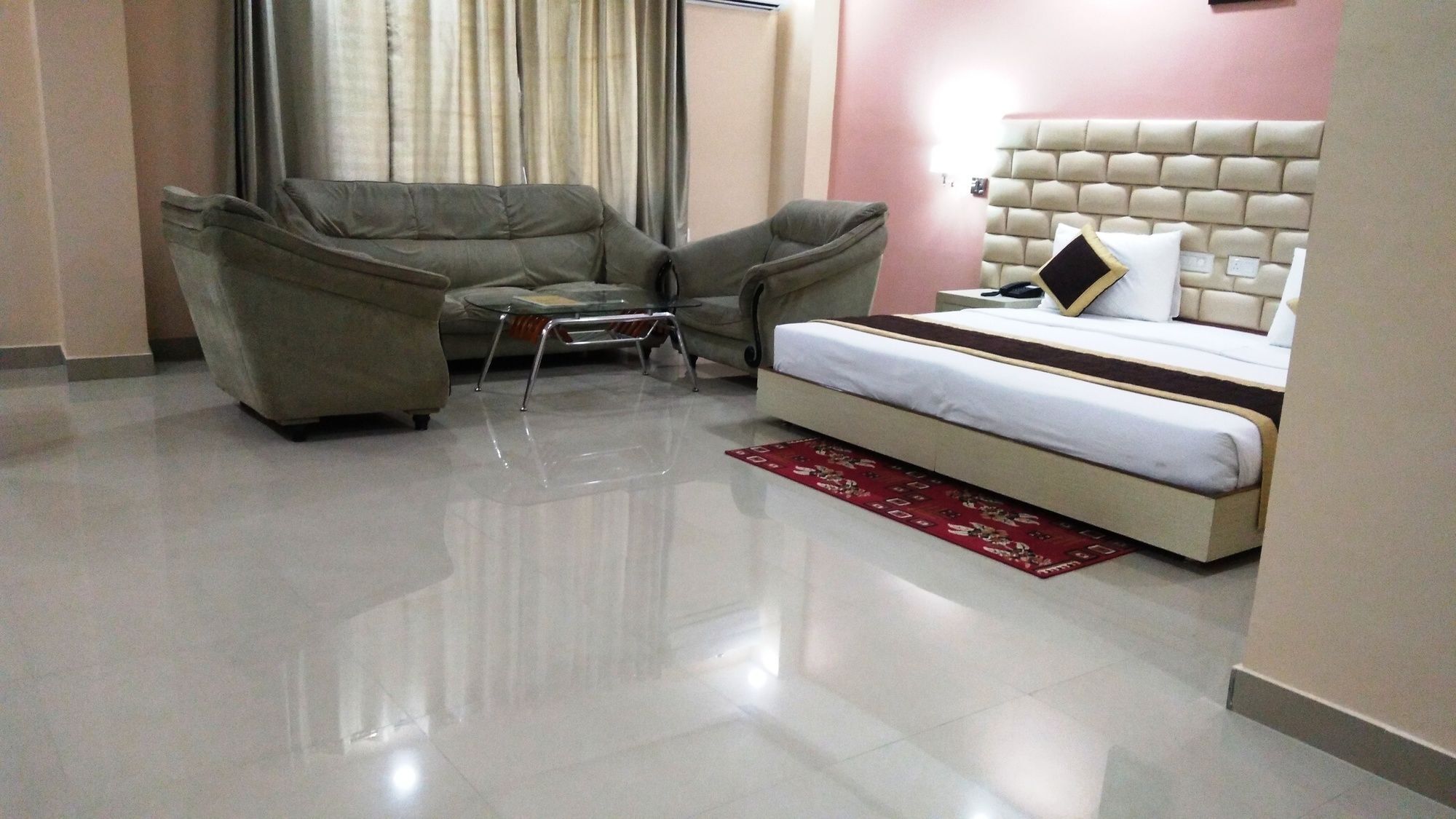 Hotel Siddhartha International Gaya Esterno foto